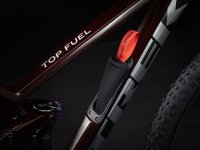 Trek Top Fuel 9.8 XT ML Carbon Red Smoke/Trek Black